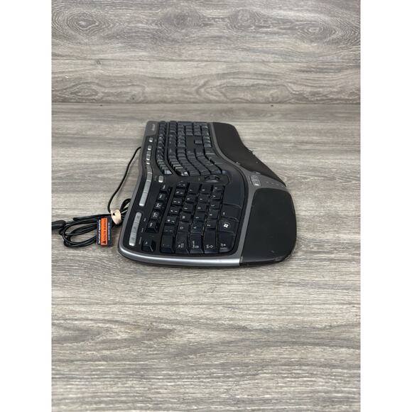 Microsoft Natural Ergonomic 4000 (B2M-00012) Wired Keyboard - Picture 5 of 7